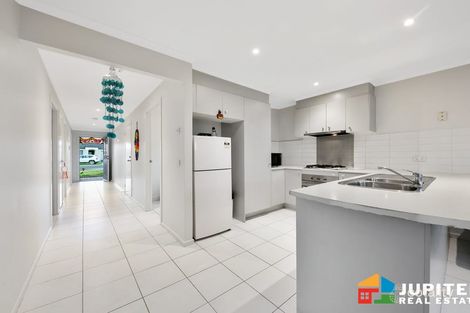 Property photo of 12 Alice Way Tarneit VIC 3029