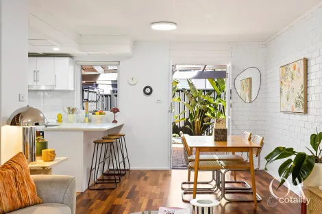 Property photo of 3/9-11 Bruce Road Fernhill NSW 2519