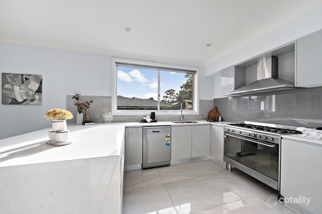 Property photo of 22 Dawn Drive Seven Hills NSW 2147