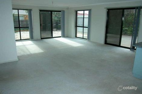 Property photo of 19 Karinya Close Werribee VIC 3030