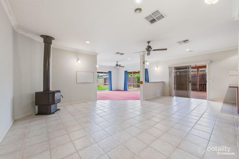 Property photo of 18 Selbourne Avenue Werribee VIC 3030