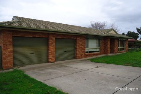 Property photo of 68 Balleroo Crescent Glenfield Park NSW 2650