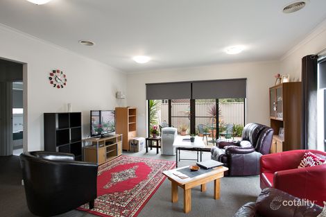 Property photo of 6 Ranlea Place Sebastopol VIC 3356