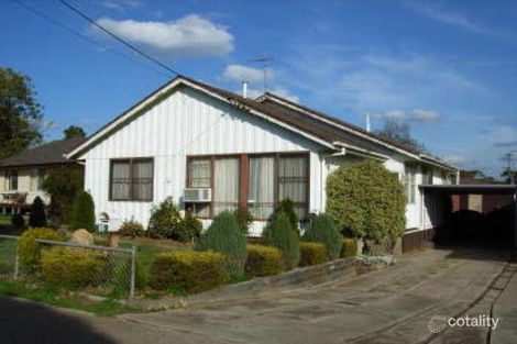 Property photo of 16 Freeland Avenue Stawell VIC 3380