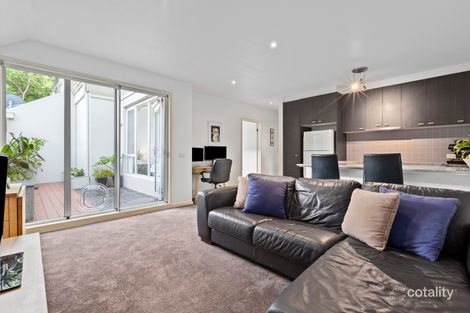 Property photo of 2/93 Highett Road Hampton VIC 3188