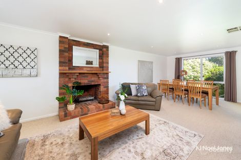 Property photo of 6 Kate Charlesworth Place Croydon Hills VIC 3136