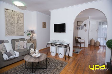 Property photo of 18 Longford Court Kealba VIC 3021
