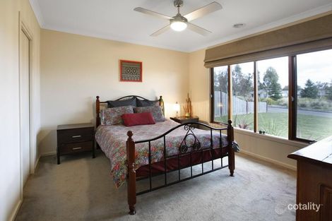 Property photo of 6 Martin Place Kyneton VIC 3444