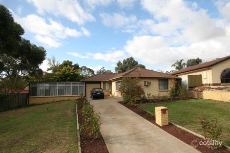 16 Hamilton Cres, Aberfoyle Park, SA 5159