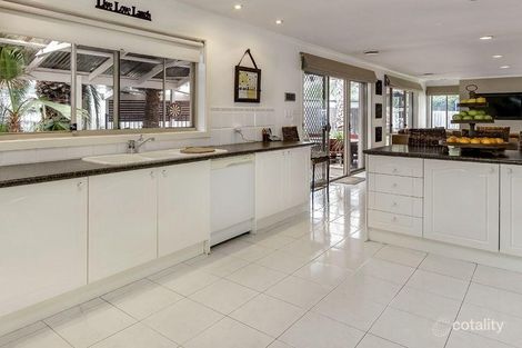 Property photo of 38 Bianca Court Rowville VIC 3178