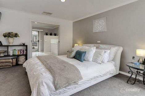 Property photo of 38 Bianca Court Rowville VIC 3178