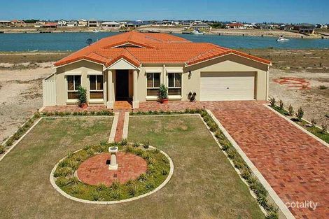 73 Britannia Pde, Hindmarsh Island, SA 5214