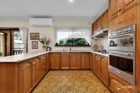 Property photo of 13 Roseberry Avenue Preston VIC 3072