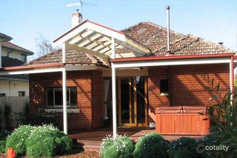 Property photo of 9 Twisden Road Bentleigh VIC 3204