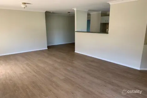 Property photo of 43 Mackerel Street Sandstone Point QLD 4511