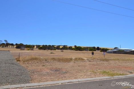 Property photo of 13 Hawthorn Avenue Emu Bay SA 5223