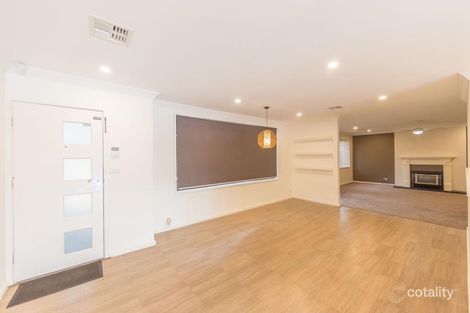 5 Gibbes Pl, Weetangera, ACT 2614