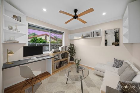 Property photo of 57 Equestrian Drive Yamanto QLD 4305