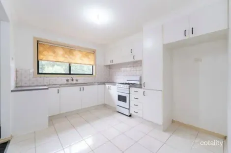 Property photo of 3/11 Green Valley Grove Meadow Heights VIC 3048