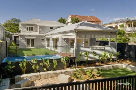 46 Banksia Ave, Ashgrove, QLD 4060