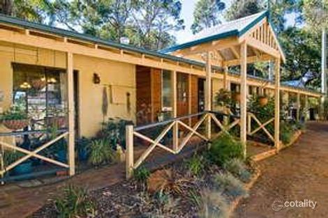 11 Hartung St, Mundaring, WA 6073