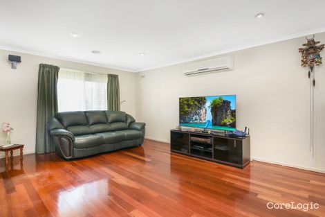 Property photo of 23 Lansell Drive Cranbourne North VIC 3977