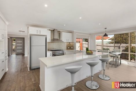 Property photo of 2 Thomas Place Wallan VIC 3756