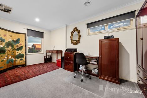Property photo of 12 Sargasso Avenue Keysborough VIC 3173