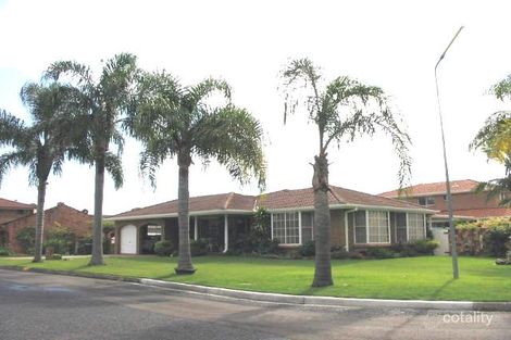 2 Palmway Cres, Tuncurry, NSW 2428