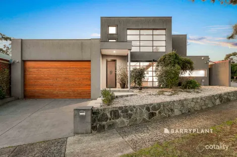 Property photo of 15 Chelsea Crescent Berwick VIC 3806