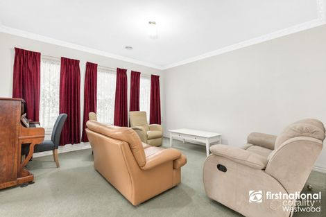 Property photo of 8 Ballan Road Werribee VIC 3030