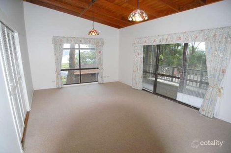 Property photo of 3 Hillcrest Road Empire Bay NSW 2257