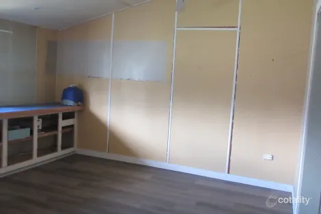 Property photo of 1 Binnie Street Tara QLD 4421