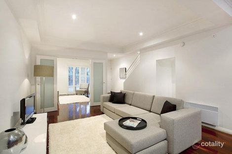 Property photo of 17/1 Maraquita Grove Hawthorn East VIC 3123