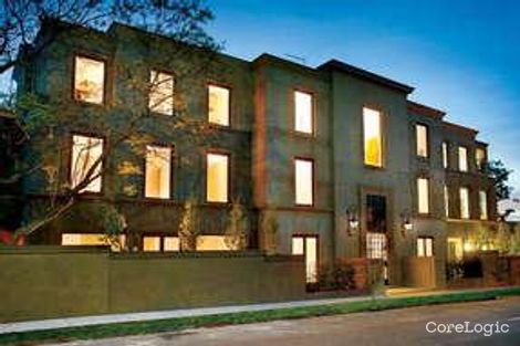 Property photo of 2 Ormsby Grove Toorak VIC 3142