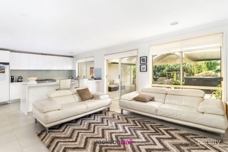 Property photo of 2 Maple Grove Bowral NSW 2576