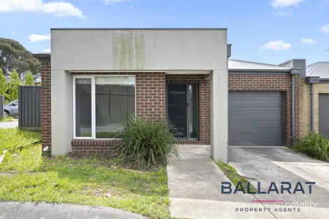 16 Monash Pl, Canadian, VIC 3350