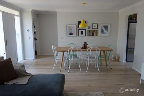Property photo of 13 Trent Court Notting Hill VIC 3168