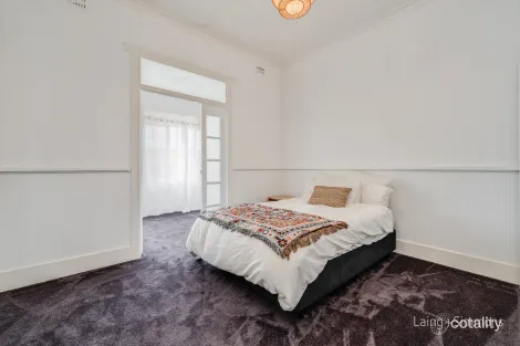 Property photo of 196 Marsh Street Armidale NSW 2350