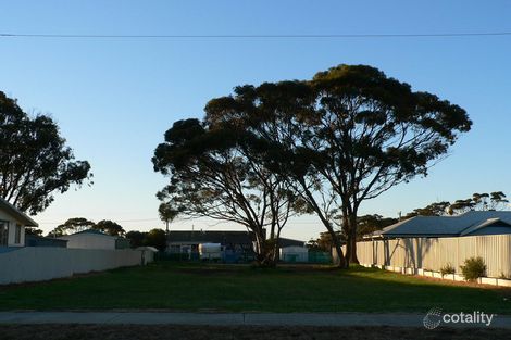 10 Hughes St, Gnowangerup, WA 6335