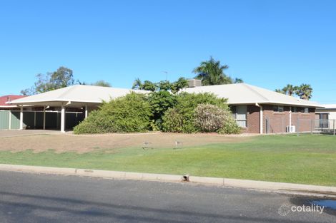 32 Crinum Cres, Emerald, QLD 4720