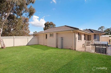 Property photo of 46 Nolan Crescent Metford NSW 2323