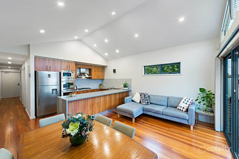 2/5a Gilbert Rd, Preston, VIC 3072