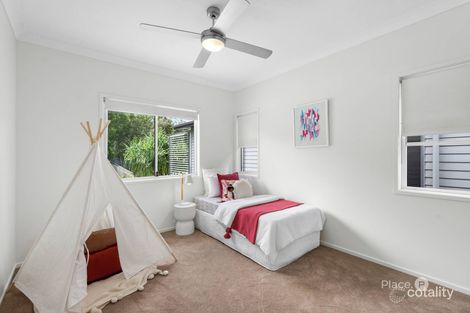 Property photo of 174 Morehead Avenue Norman Park QLD 4170
