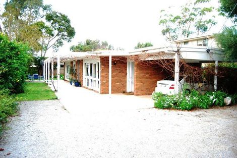 8 Bedggood Ave, Point Lonsdale, VIC 3225