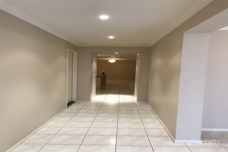 Property photo of 6 Dusky Crescent Tarneit VIC 3029