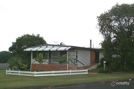 17 Edwards St, Eastern Heights, QLD 4305