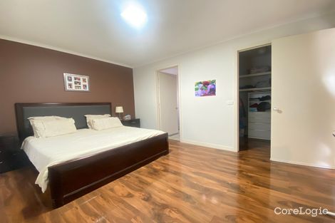 Property photo of 105 Springlake Avenue Caroline Springs VIC 3023