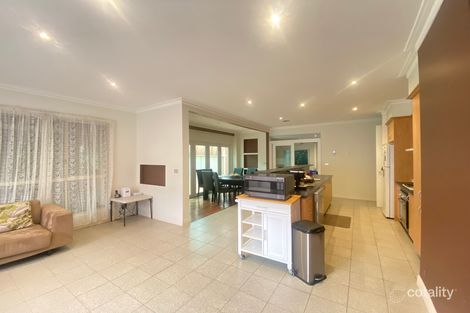 Property photo of 105 Springlake Avenue Caroline Springs VIC 3023