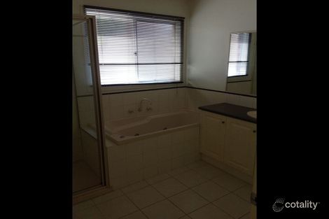 Property photo of 23 St Leonard Way Pakenham VIC 3810